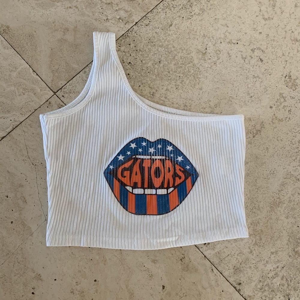 Bundle of UF crop tops